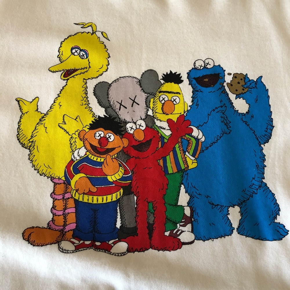 KAWS x SESAME STREET UNIQLO